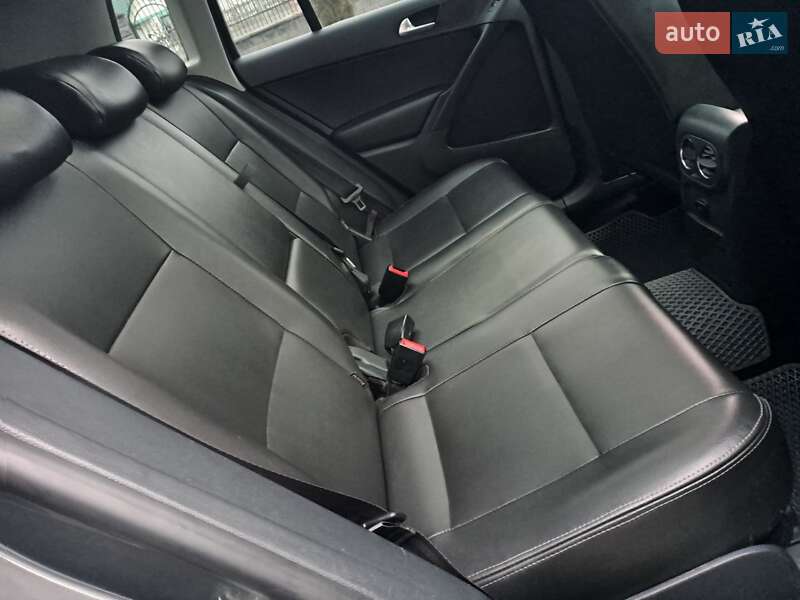 Внедорожник / Кроссовер Volkswagen Tiguan 2012 в Славуте