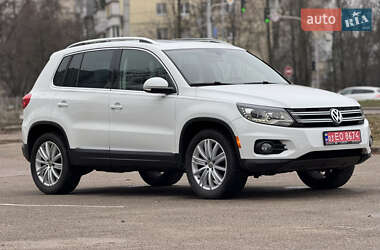 Внедорожник / Кроссовер Volkswagen Tiguan 2016 в Киеве