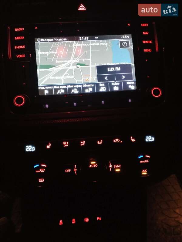 Внедорожник / Кроссовер Volkswagen Tiguan 2015 в Хмельницком