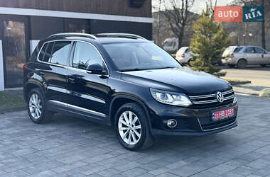 Внедорожник / Кроссовер Volkswagen Tiguan 2012 в Тячеве