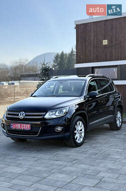 Внедорожник / Кроссовер Volkswagen Tiguan 2012 в Тячеве