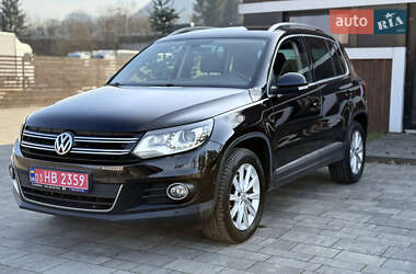 Внедорожник / Кроссовер Volkswagen Tiguan 2012 в Тячеве