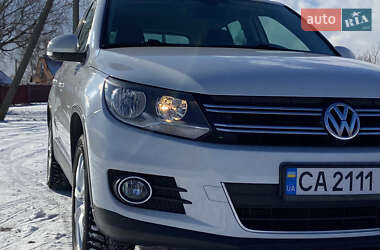 Внедорожник / Кроссовер Volkswagen Tiguan 2012 в Черкассах