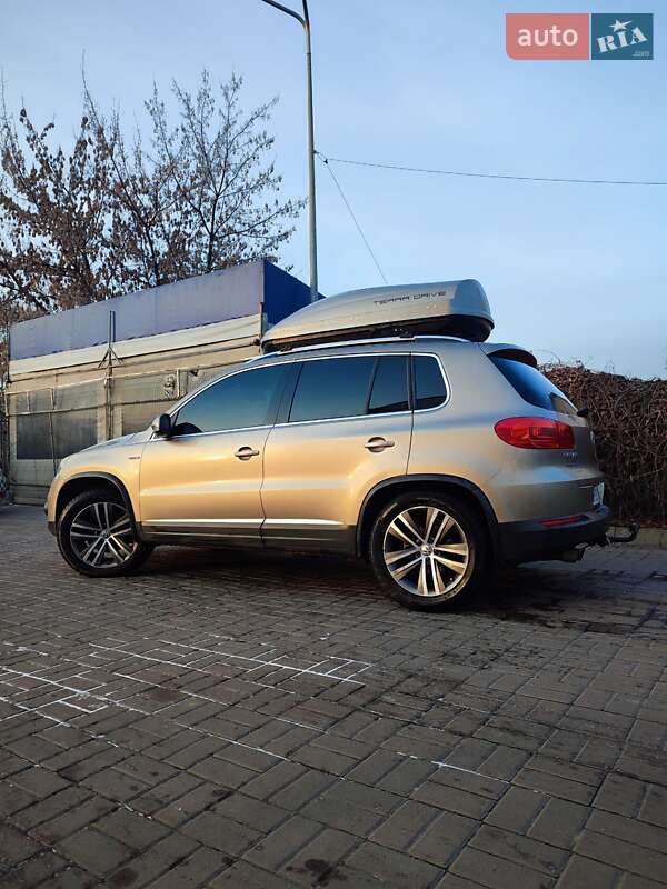 Volkswagen Tiguan 2011