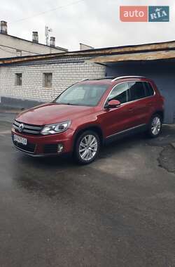 Внедорожник / Кроссовер Volkswagen Tiguan 2013 в Харькове