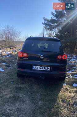 Внедорожник / Кроссовер Volkswagen Tiguan 2008 в Буске