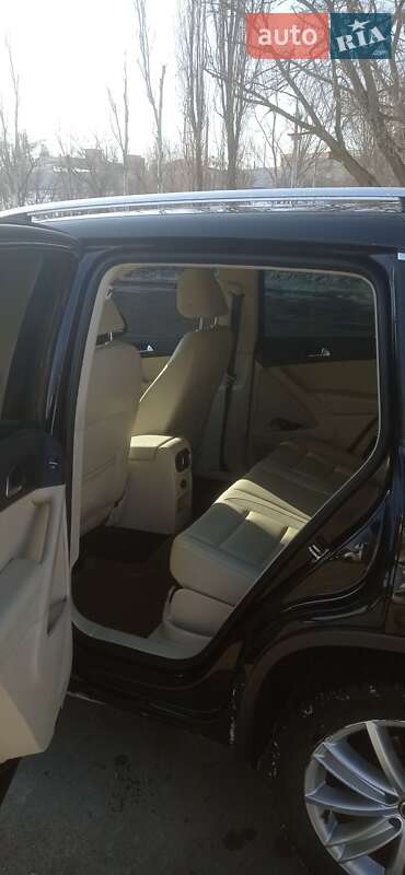 Внедорожник / Кроссовер Volkswagen Tiguan 2011 в Киеве фото 10 Внедорожник / Кроссовер Volkswagen Tiguan 2011 в Киеве