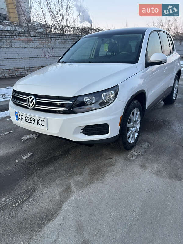 Внедорожник / Кроссовер Volkswagen Tiguan 2012 в Запорожье