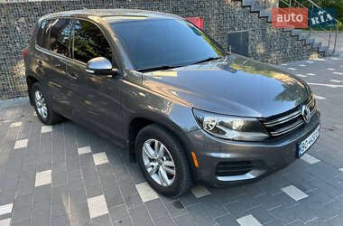 Внедорожник / Кроссовер Volkswagen Tiguan 2012 в Тернополе