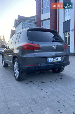 Внедорожник / Кроссовер Volkswagen Tiguan 2013 в 