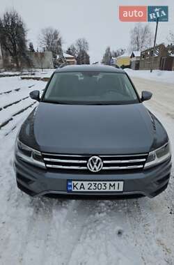Позашляховик / Кросовер Volkswagen Tiguan 2018 в Сумах