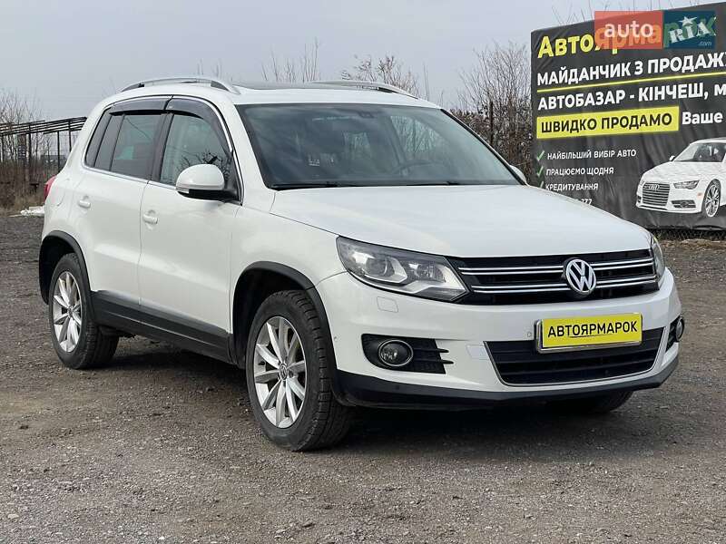 Внедорожник / Кроссовер Volkswagen Tiguan 2012 в Ужгороде