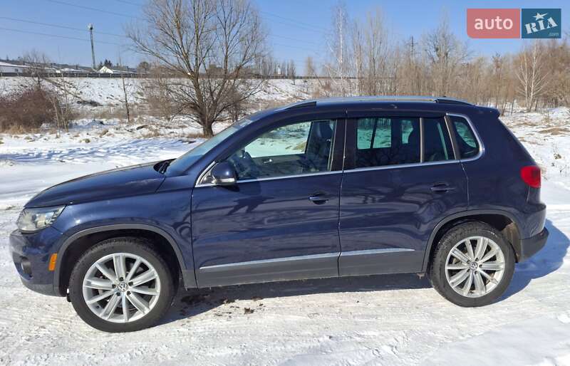 Внедорожник / Кроссовер Volkswagen Tiguan 2015 в Ворзеле