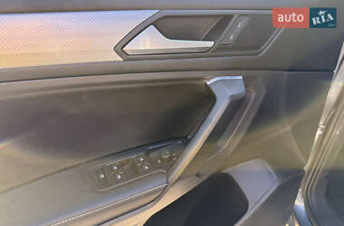 Позашляховик / Кросовер Volkswagen Tiguan 2023 в 
