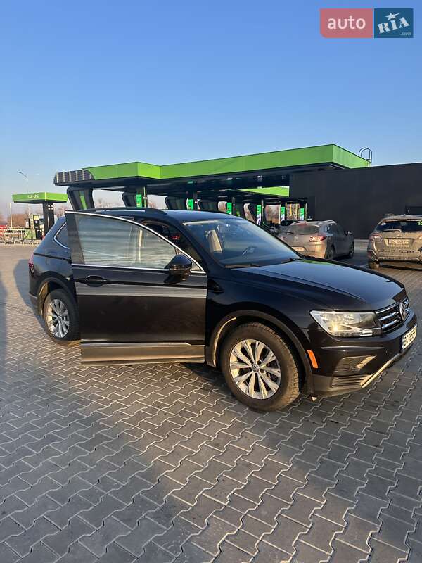 Позашляховик / Кросовер Volkswagen Tiguan 2018 в Стрию
