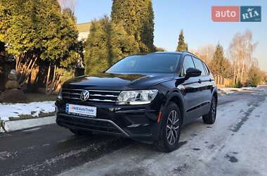 Внедорожник / Кроссовер Volkswagen Tiguan 2021 в Киеве