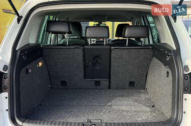 Внедорожник / Кроссовер Volkswagen Tiguan 2010 в 