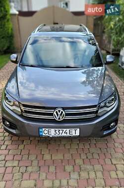 Внедорожник / Кроссовер Volkswagen Tiguan 2012 в Черновцах