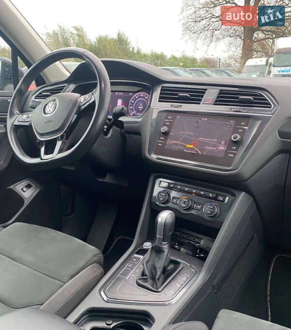Внедорожник / Кроссовер Volkswagen Tiguan 2018 в Одессе