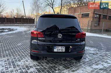 Внедорожник / Кроссовер Volkswagen Tiguan 2016 в Полтаве