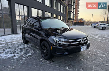 Внедорожник / Кроссовер Volkswagen Tiguan 2016 в Полтаве