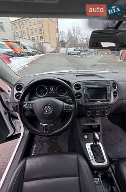 Внедорожник / Кроссовер Volkswagen Tiguan 2015 в Киеве