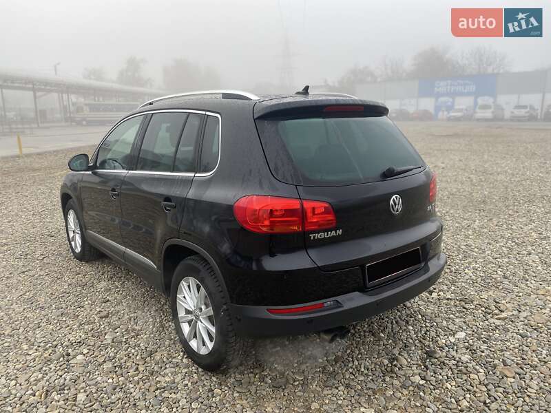 Позашляховик / Кросовер Volkswagen Tiguan 2013 в Чернівцях