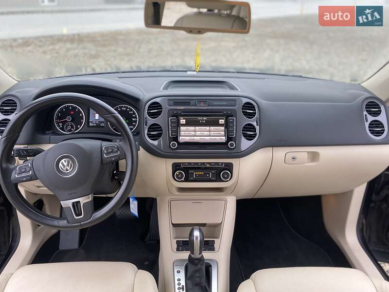 Позашляховик / Кросовер Volkswagen Tiguan 2013 в Чернівцях