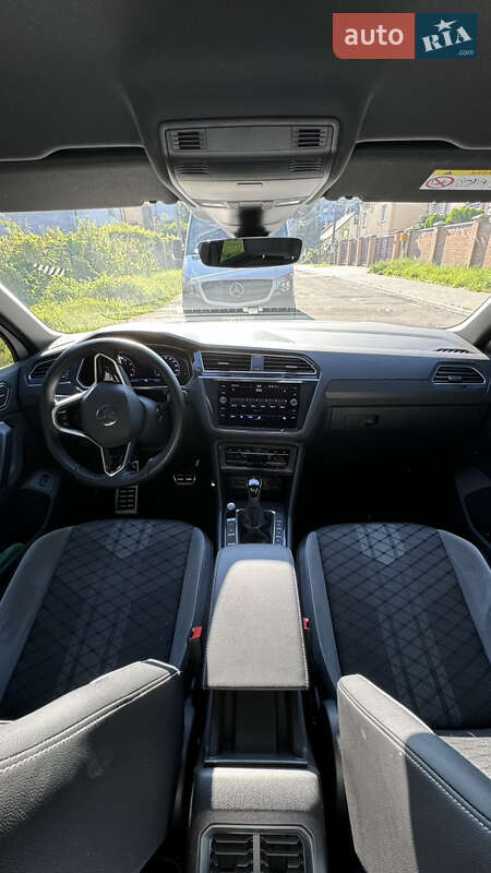 Внедорожник / Кроссовер Volkswagen Tiguan 2021 в Львове