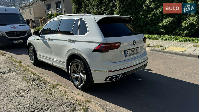 Внедорожник / Кроссовер Volkswagen Tiguan 2021 в Львове