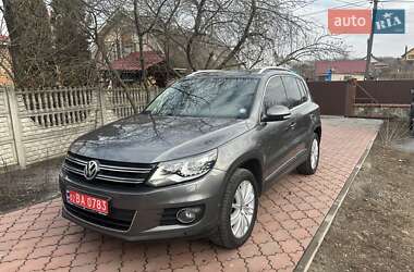 Внедорожник / Кроссовер Volkswagen Tiguan 2015 в Виннице