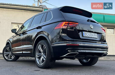 Внедорожник / Кроссовер Volkswagen Tiguan 2017 в 