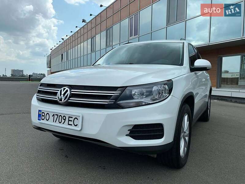 Позашляховик / Кросовер Volkswagen Tiguan 2018 в Львові