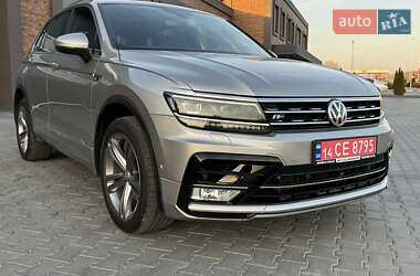 Внедорожник / Кроссовер Volkswagen Tiguan 2016 в Николаеве