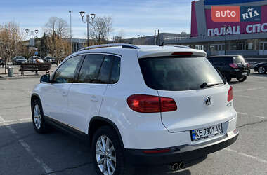 Внедорожник / Кроссовер Volkswagen Tiguan 2013 в Запорожье