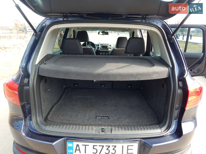 Внедорожник / Кроссовер Volkswagen Tiguan 2015 в Калуше