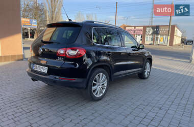 Внедорожник / Кроссовер Volkswagen Tiguan 2008 в Николаеве