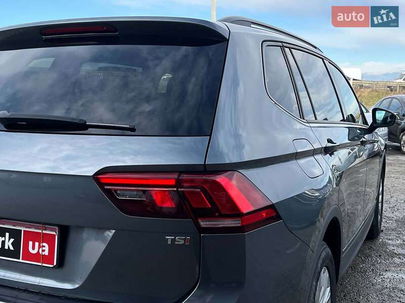 Внедорожник / Кроссовер Volkswagen Tiguan 2018 в Львове