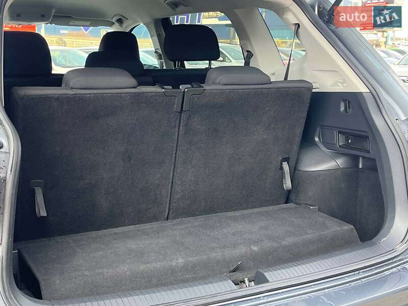 Внедорожник / Кроссовер Volkswagen Tiguan 2018 в Львове