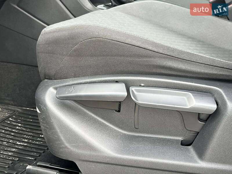 Внедорожник / Кроссовер Volkswagen Tiguan 2018 в Львове