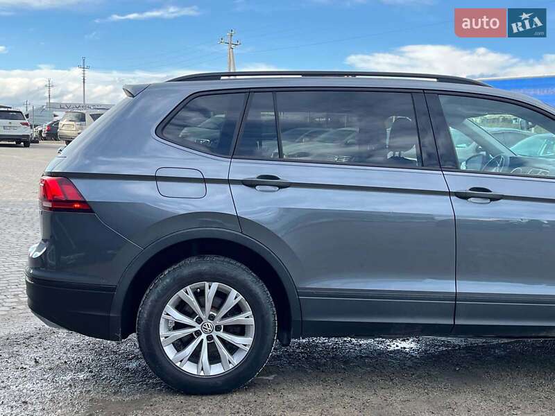 Внедорожник / Кроссовер Volkswagen Tiguan 2018 в Львове