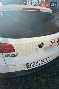 Позашляховик / Кросовер Volkswagen Tiguan 2016 в 