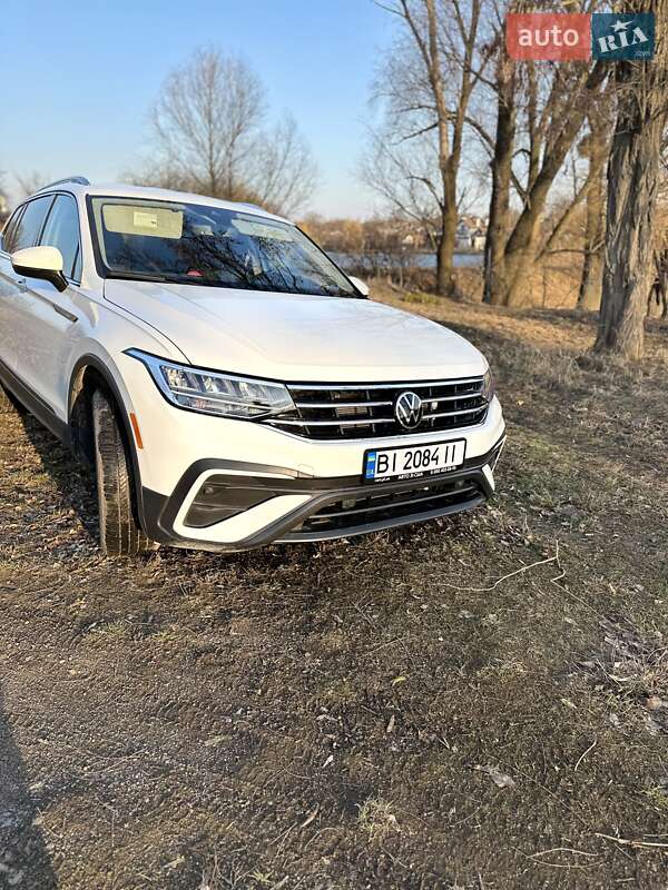 Позашляховик / Кросовер Volkswagen Tiguan 2023 в Полтаві