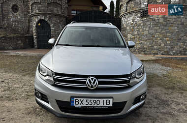 Позашляховик / Кросовер Volkswagen Tiguan 2014 в Кам'янець-Подільському