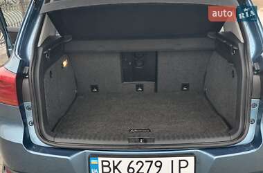Позашляховик / Кросовер Volkswagen Tiguan 2017 в 