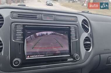 Позашляховик / Кросовер Volkswagen Tiguan 2017 в 