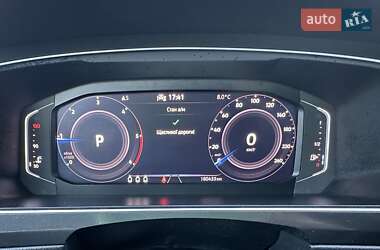 Внедорожник / Кроссовер Volkswagen Tiguan 2021 в 