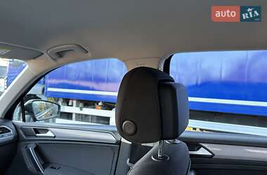 Внедорожник / Кроссовер Volkswagen Tiguan 2021 в 