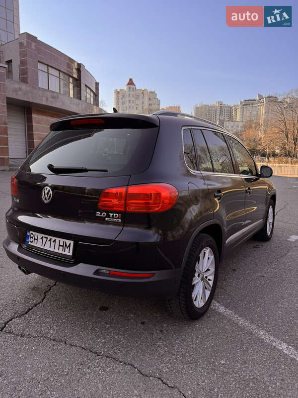 Внедорожник / Кроссовер Volkswagen Tiguan 2014 в Одессе