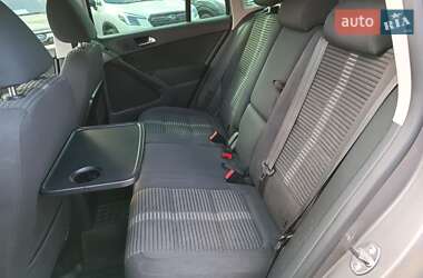 Внедорожник / Кроссовер Volkswagen Tiguan 2010 в 
